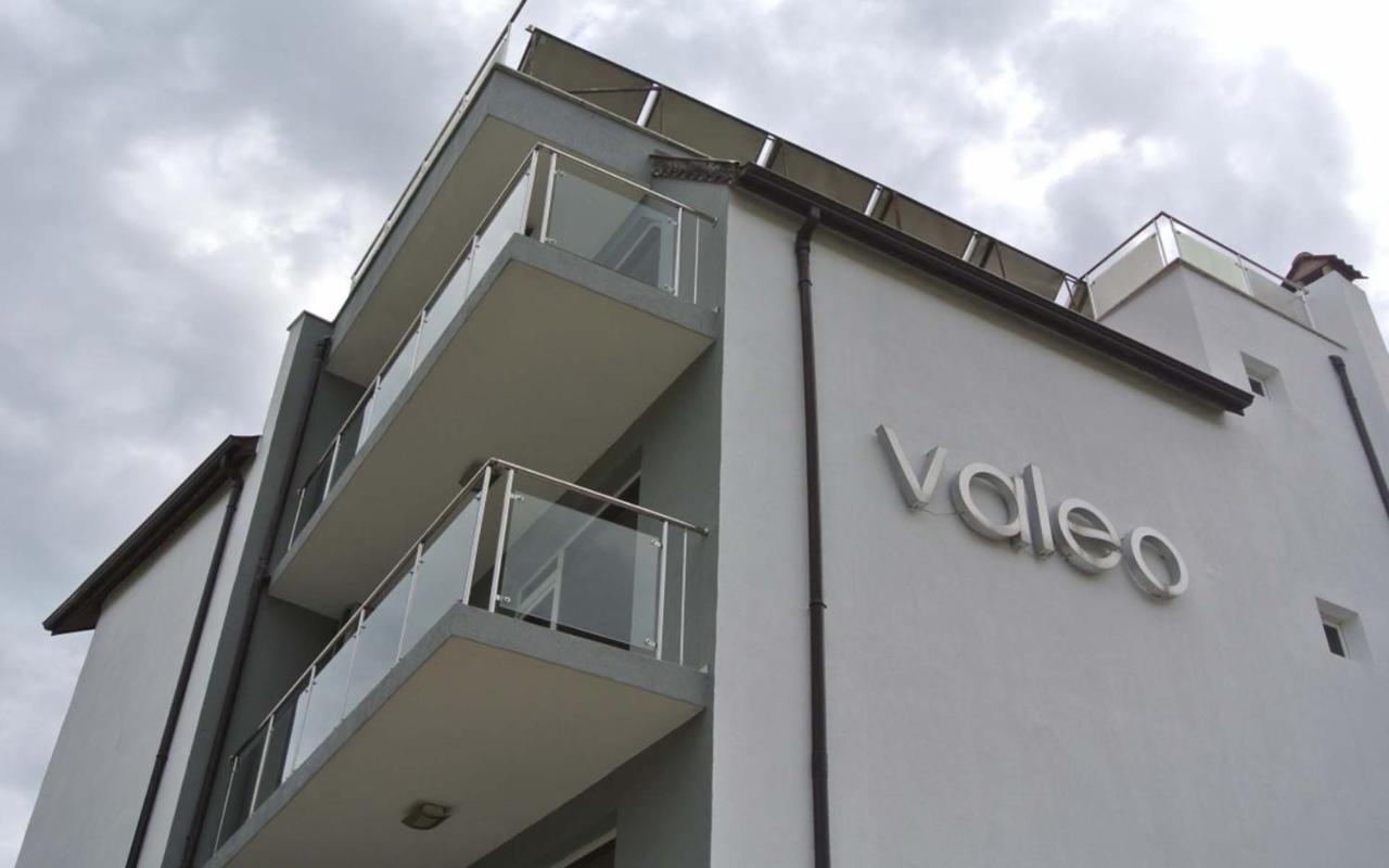 super apartment Balchik Esterno foto