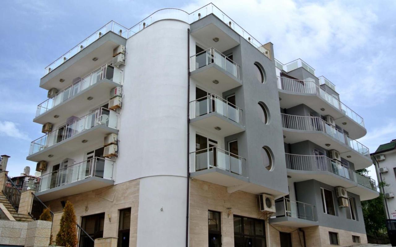 super apartment Balchik Esterno foto