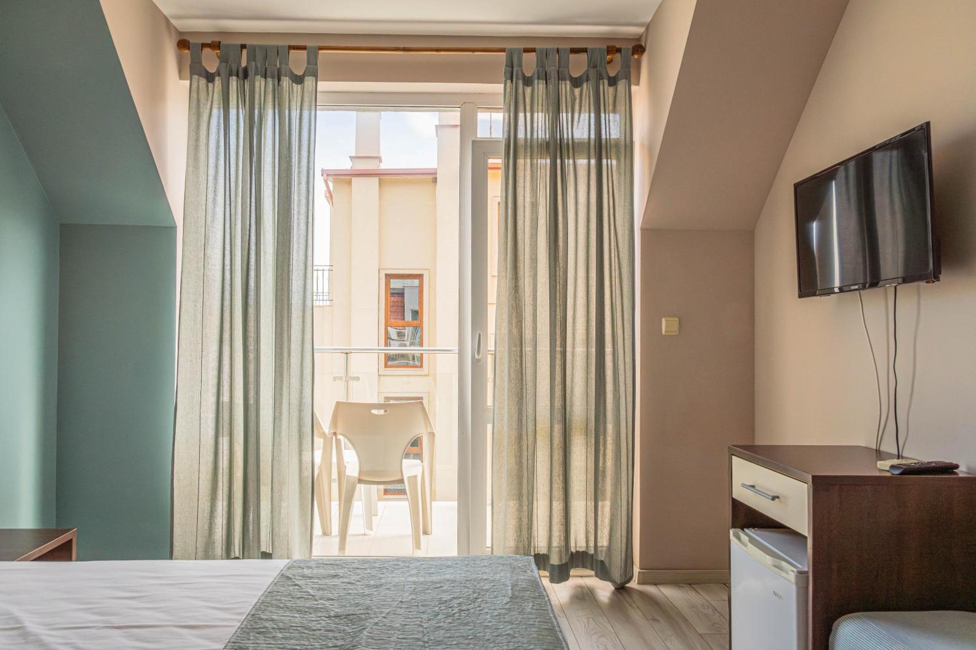 super apartment Balchik Esterno foto