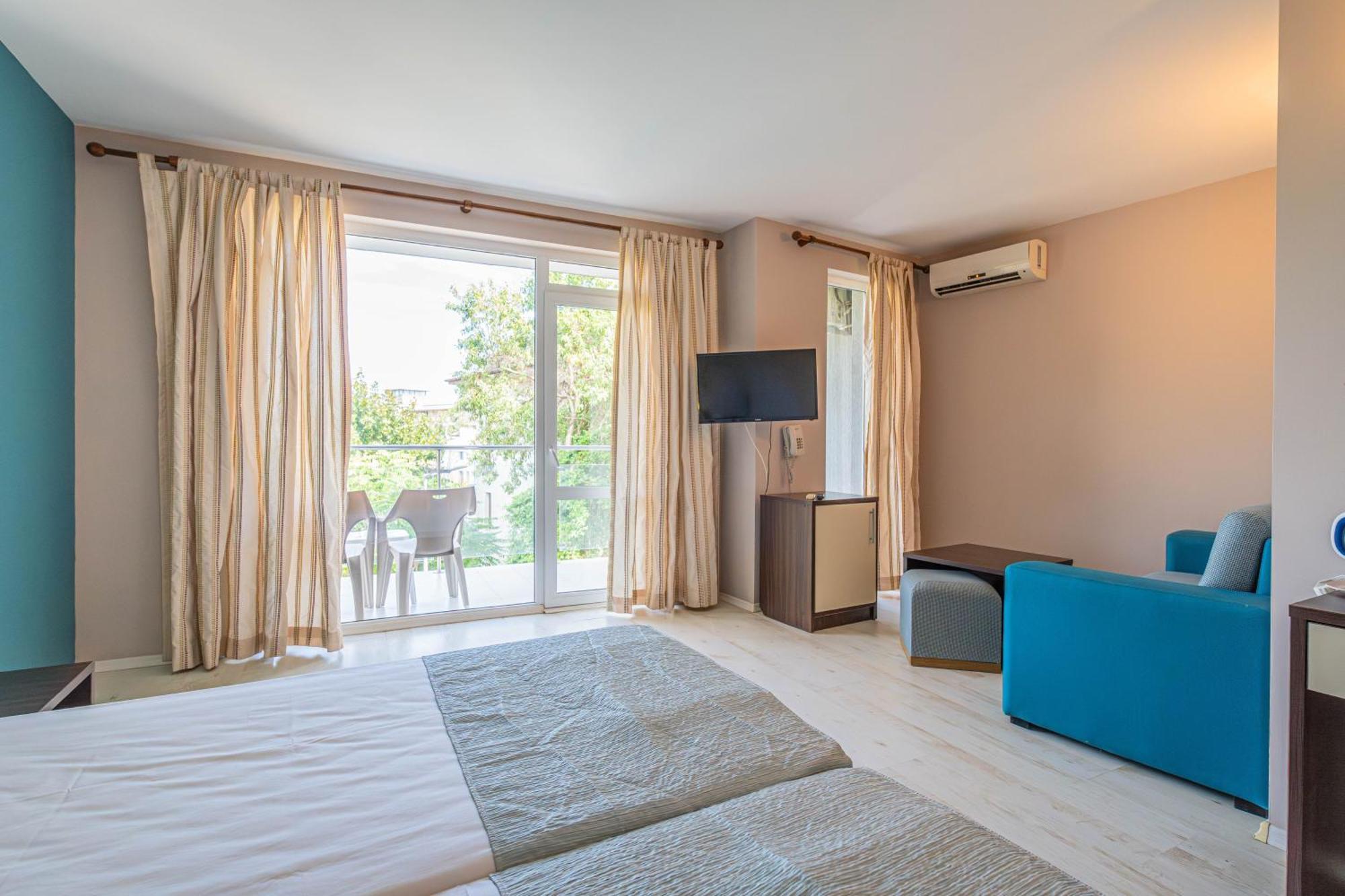 super apartment Balchik Esterno foto