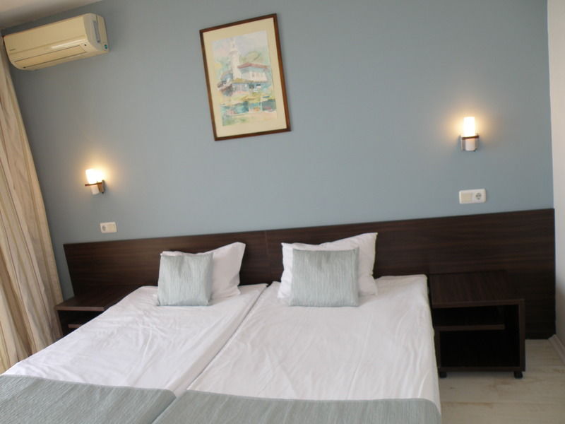 super apartment Balchik Esterno foto